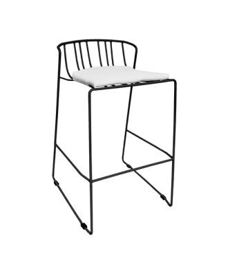 Arlo Stool
